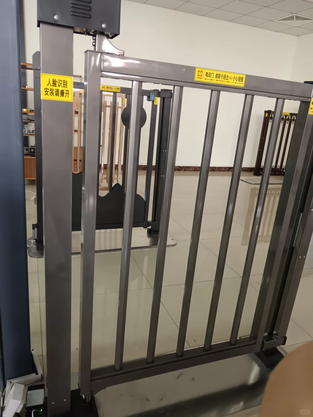 卖门禁啦，有需要的各位老板可以咨询呀?