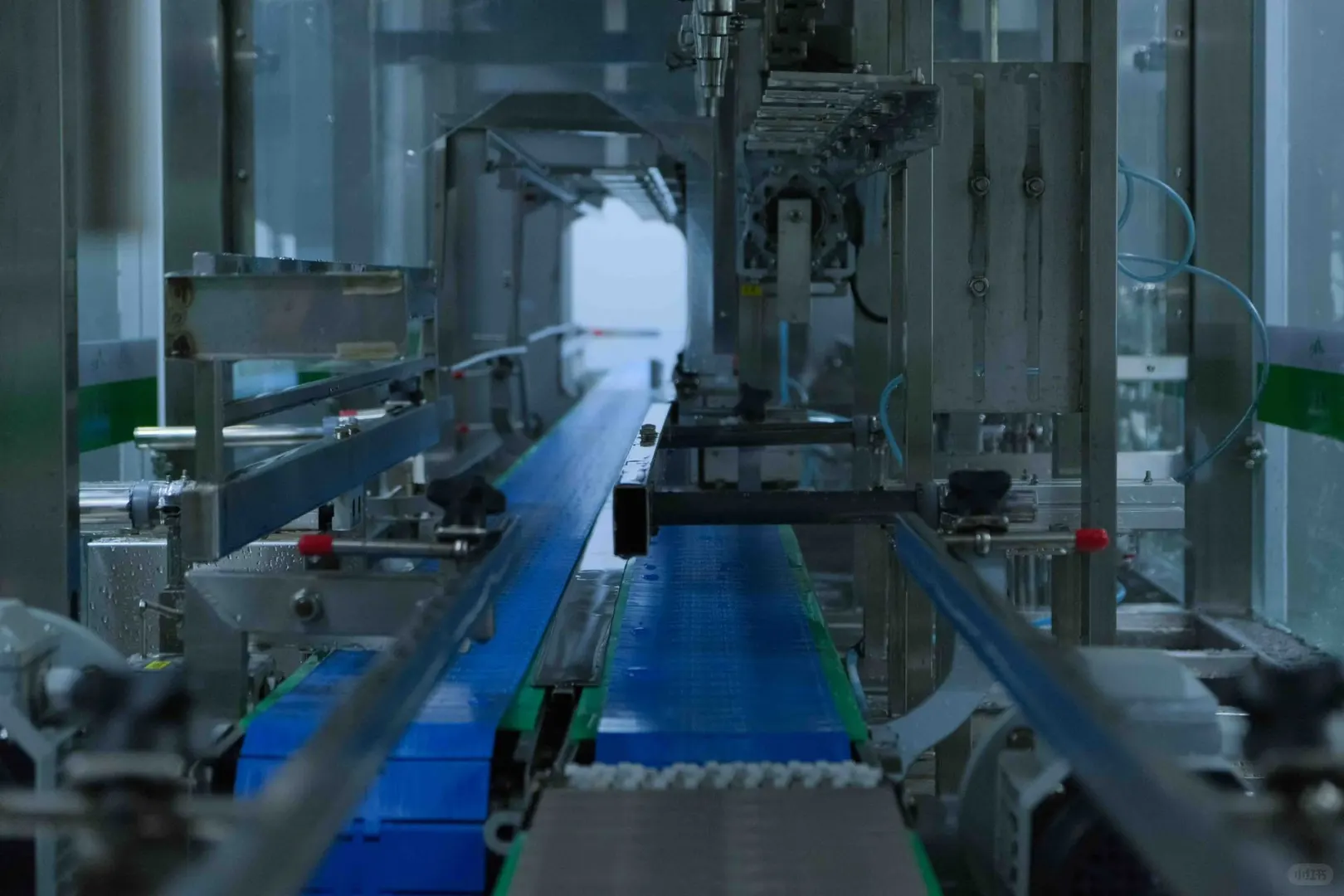 大揭密！你们知道桶装水是怎么生产的吗