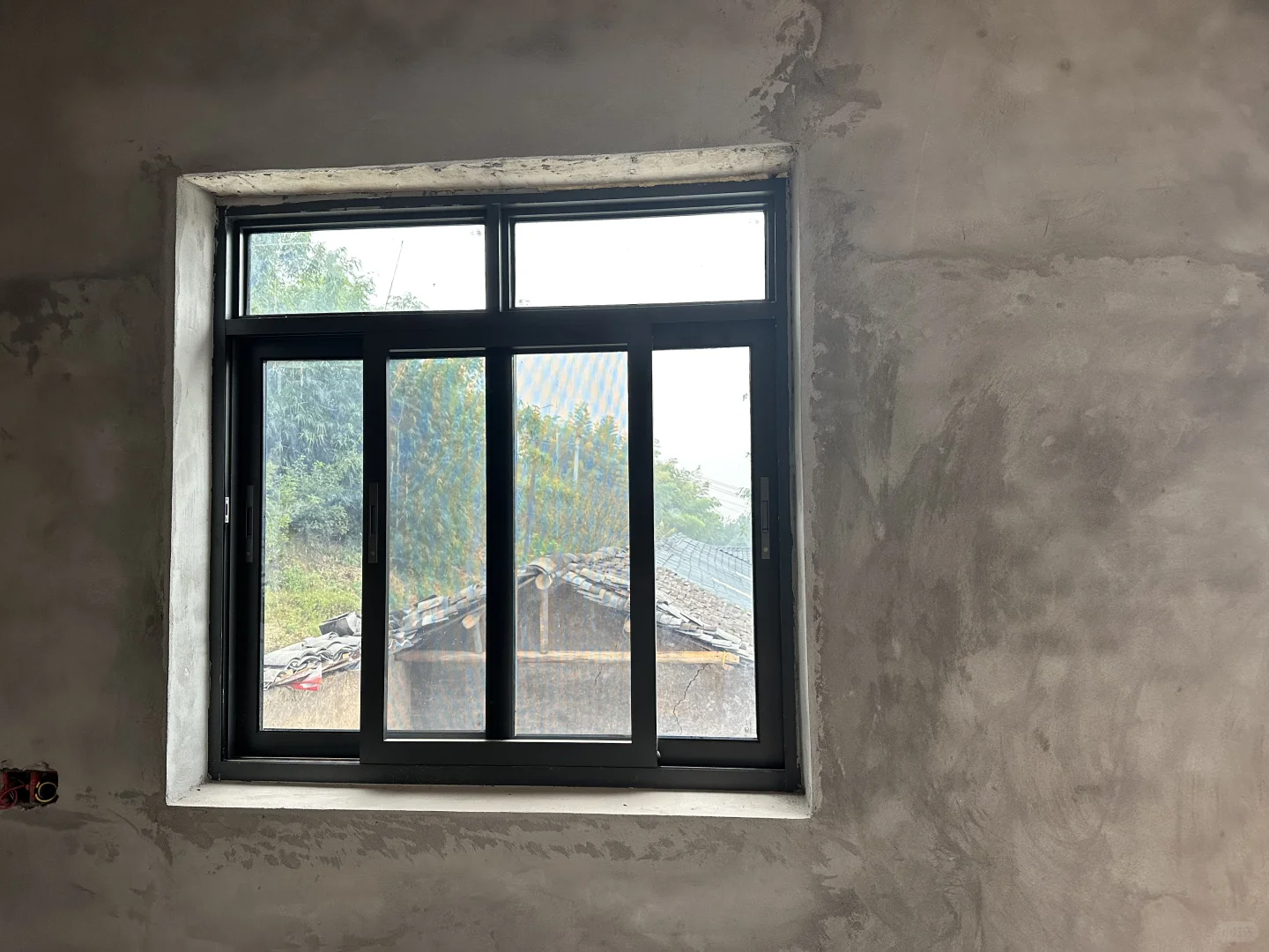 自建房封窗