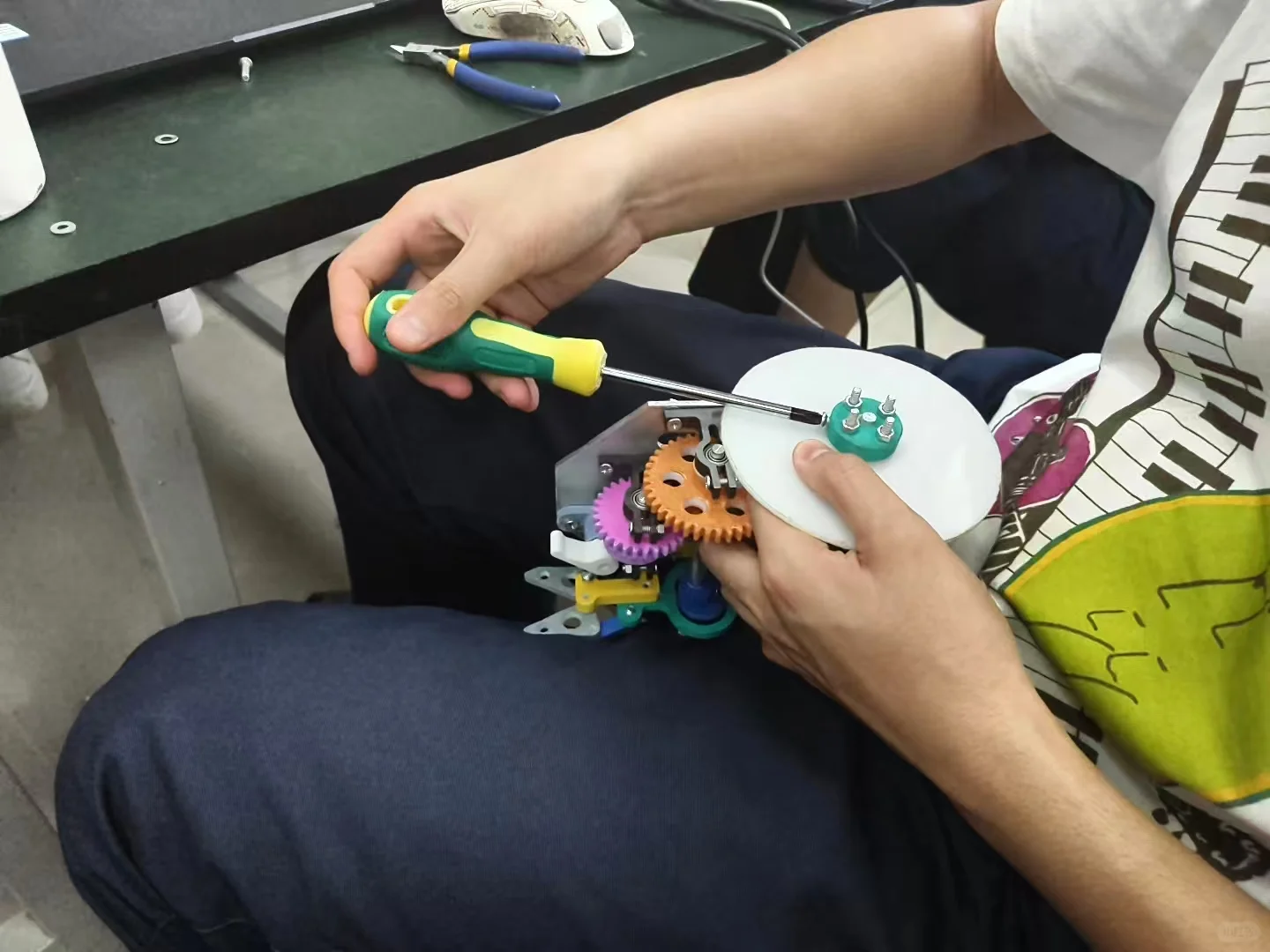 大二机械金工实习—手搓小车