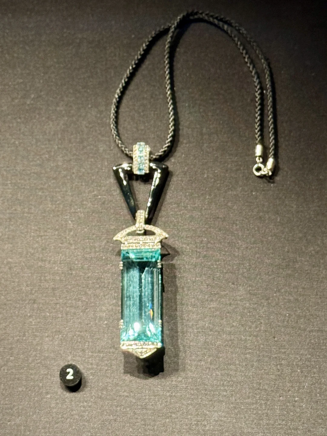 V&A博物馆请好好保管维多利亚女王的王冠