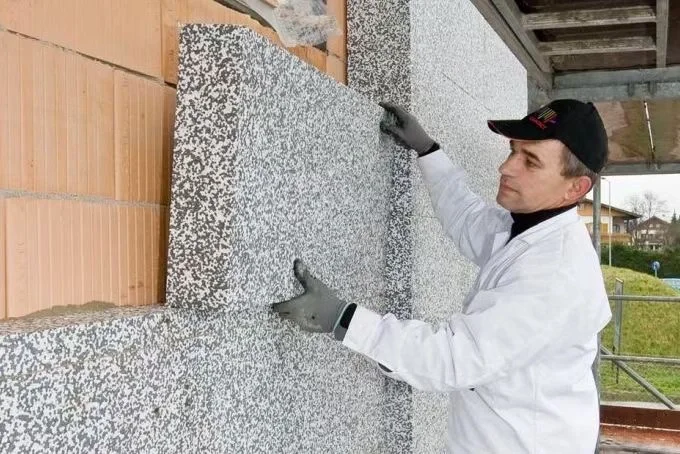 空调省电主要靠房屋保温性能好？