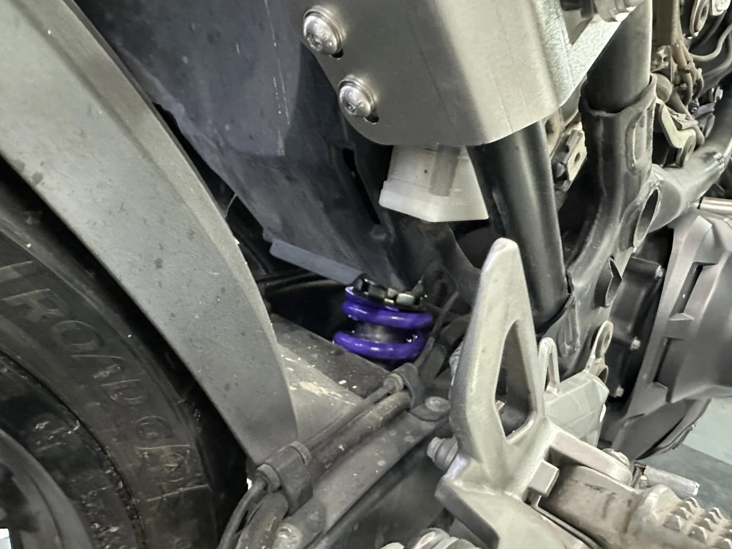 今天给NC750X 升级海魄避震弹簧