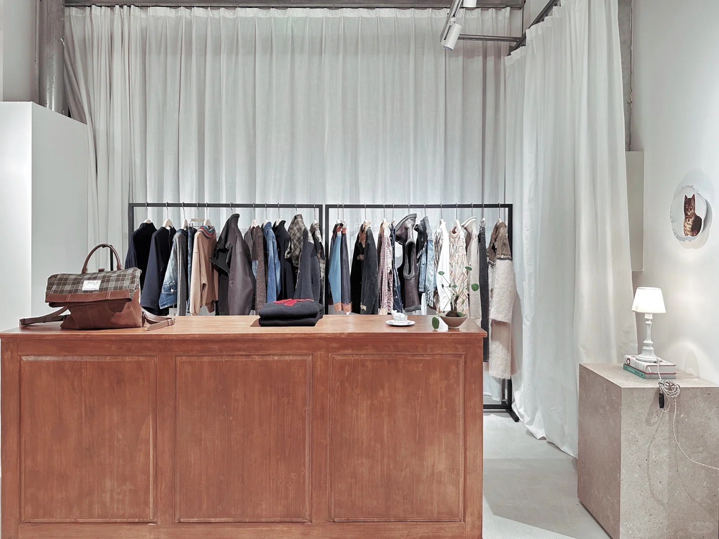 WYSH翡悦里新开的设计师品牌JUNWEI LIN