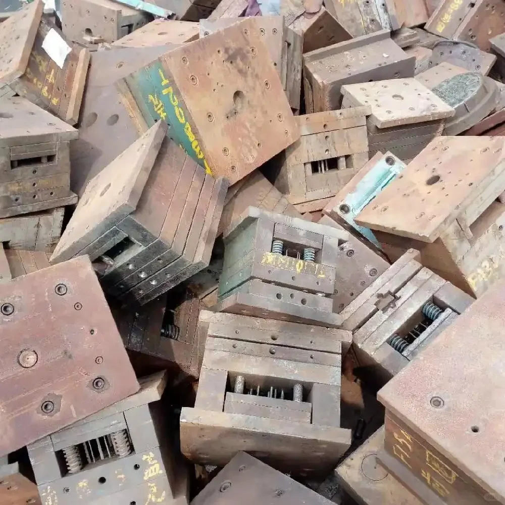 深圳大浪废模具回收塑胶模具回收报废模具