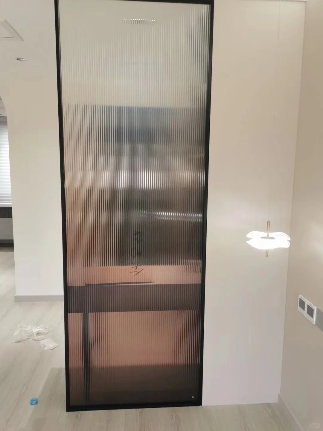 梦幻空间 渐变长虹玻璃