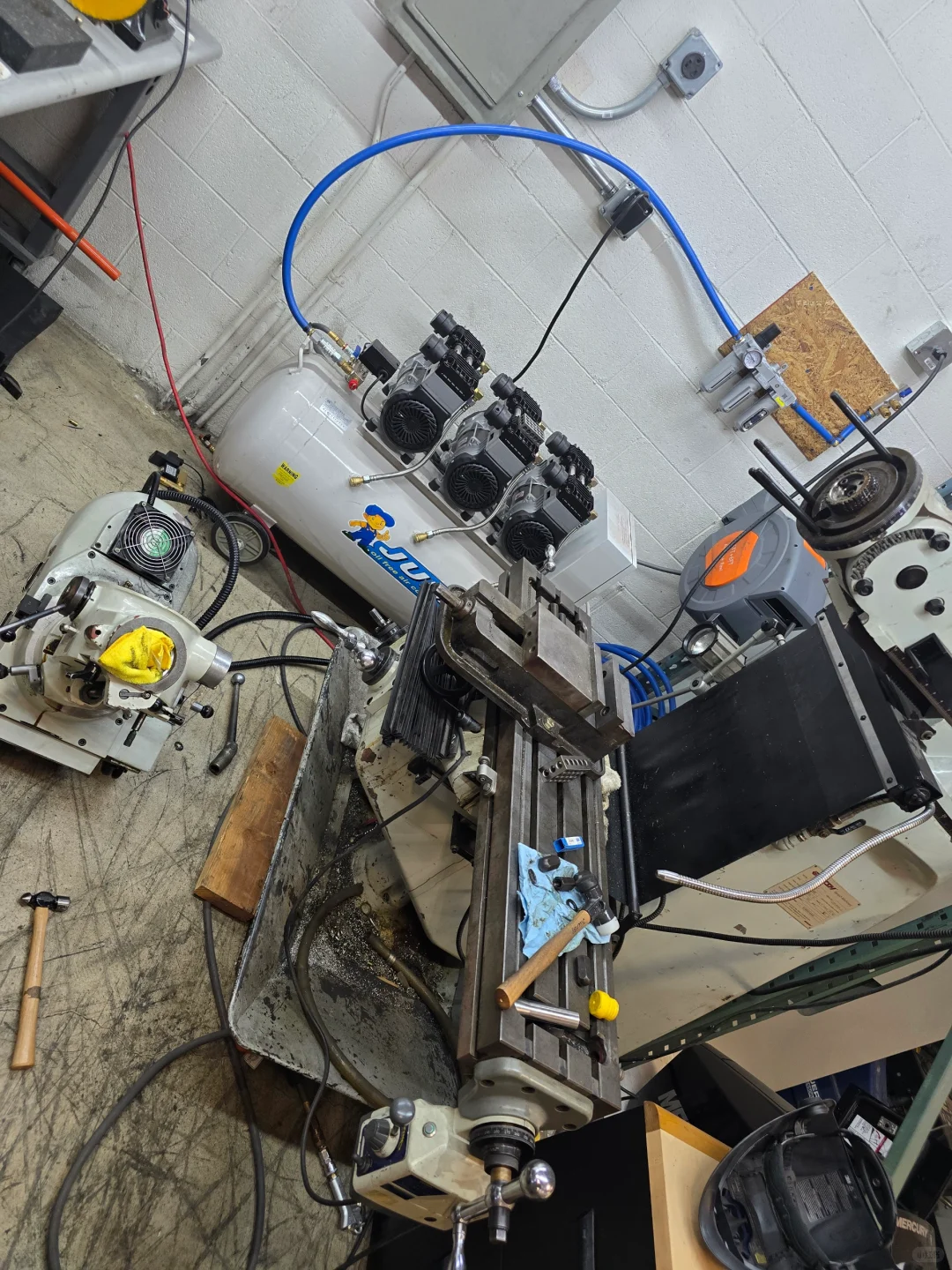 在美国什么都得会。。。