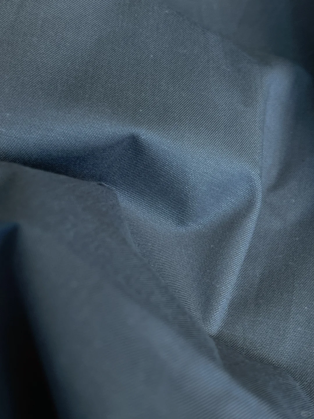 是谁在找这款户外高弹亚麻休闲面料❓设计师❓