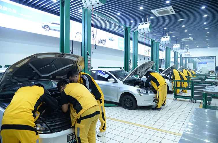 别小看职校生！这些就业优势你得知道！