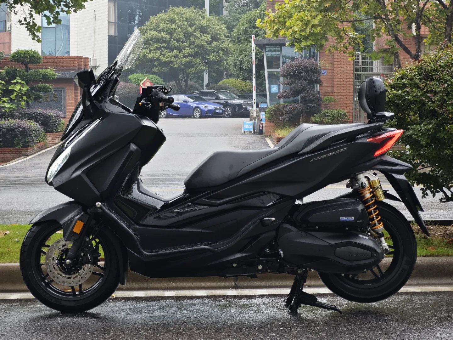 24年差根烟本田佛沙350 ?33800