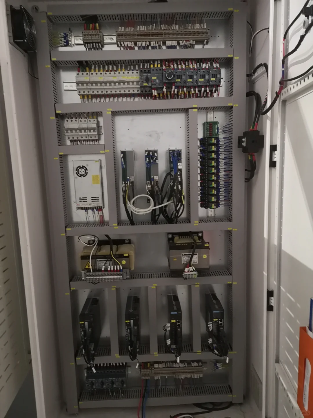 生产线安装，机器安装调试