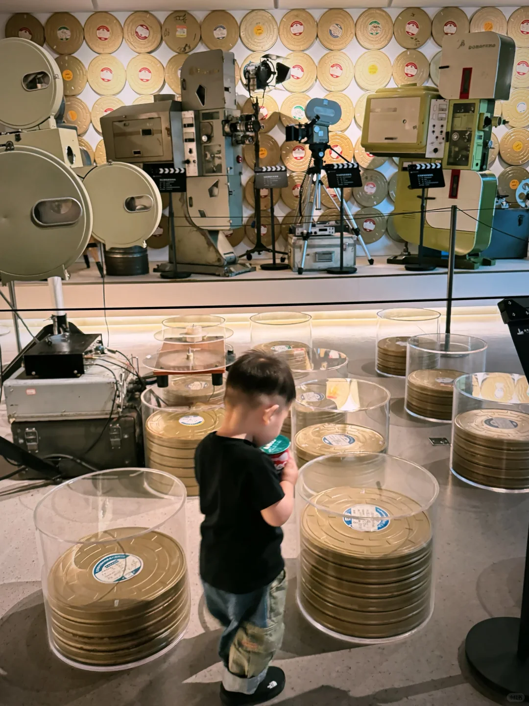 遛娃??｜藏在涿州老磨床场里的电影博物馆