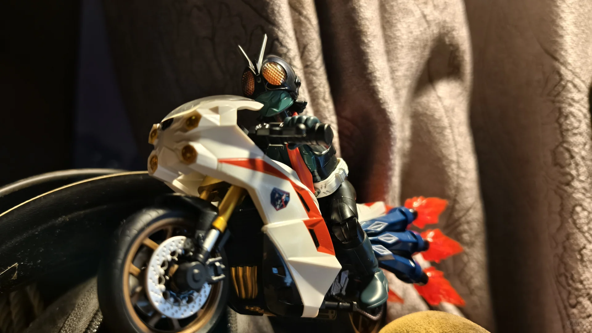 布鲁可 新假面骑士