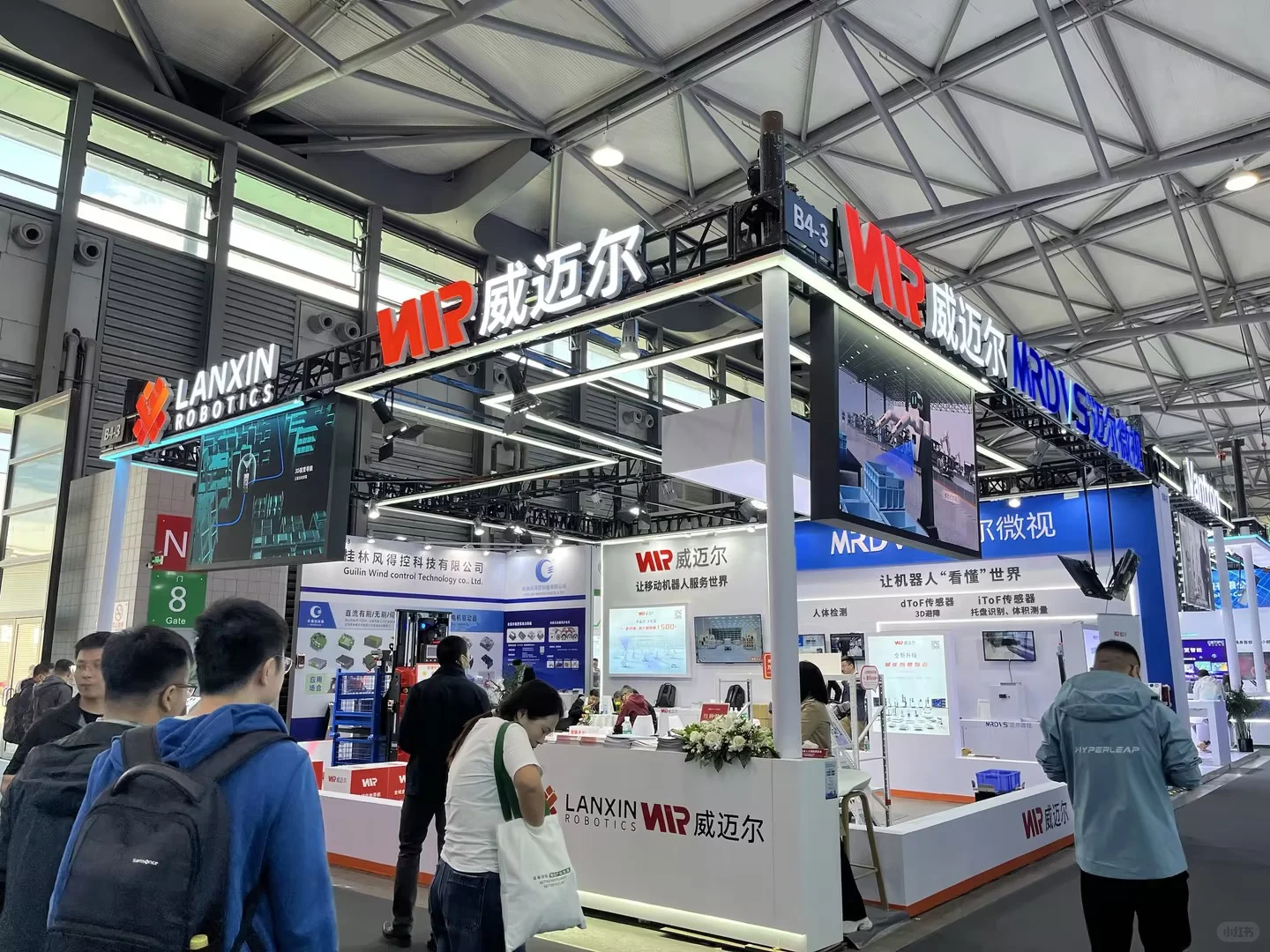 自主导航，纯视觉感知的机器人真是太酷啦~