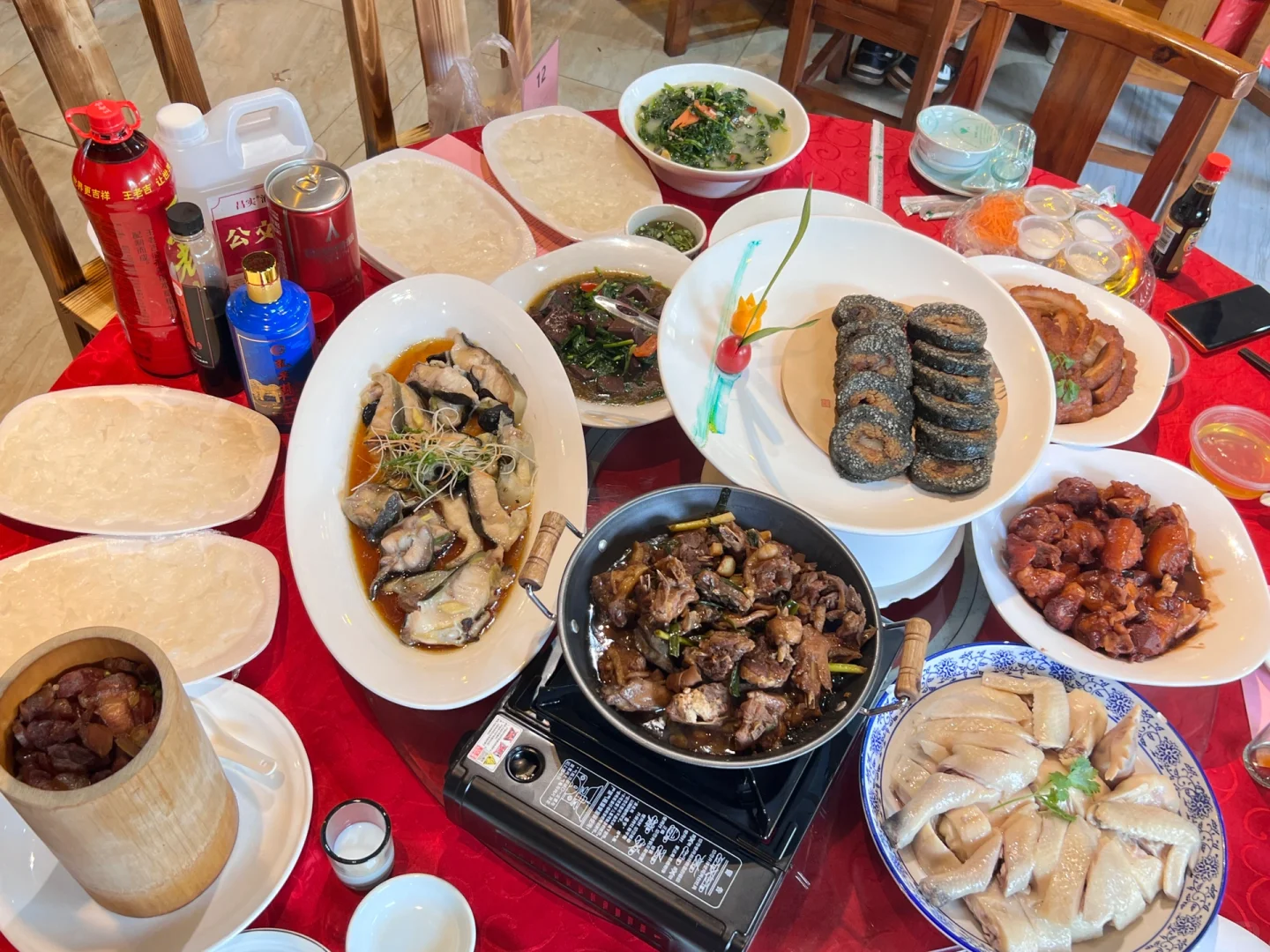 贵港餐饮行业促进发展会2024迎新年会。