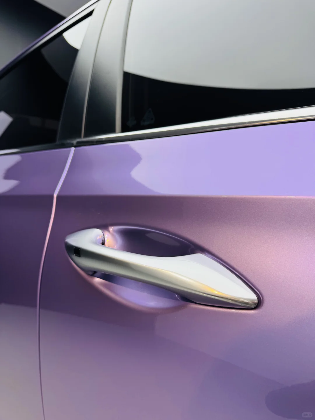 贴一台变色膜之后是什么感受灵境紫