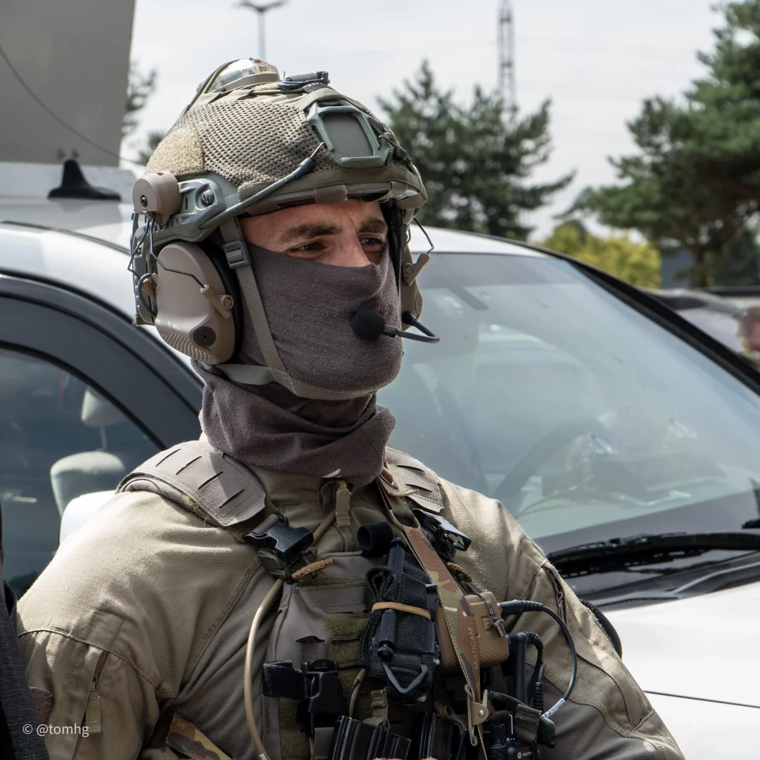 Invisio 二代全家福 欧洲顶级战术通讯系统