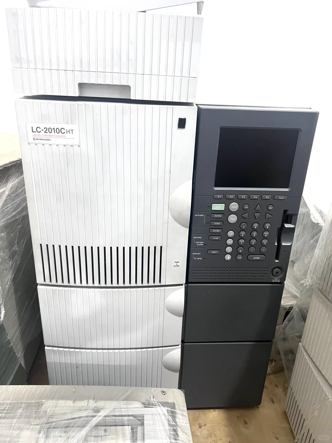 岛津LC-2010CHT 一体机高效液相色谱仪