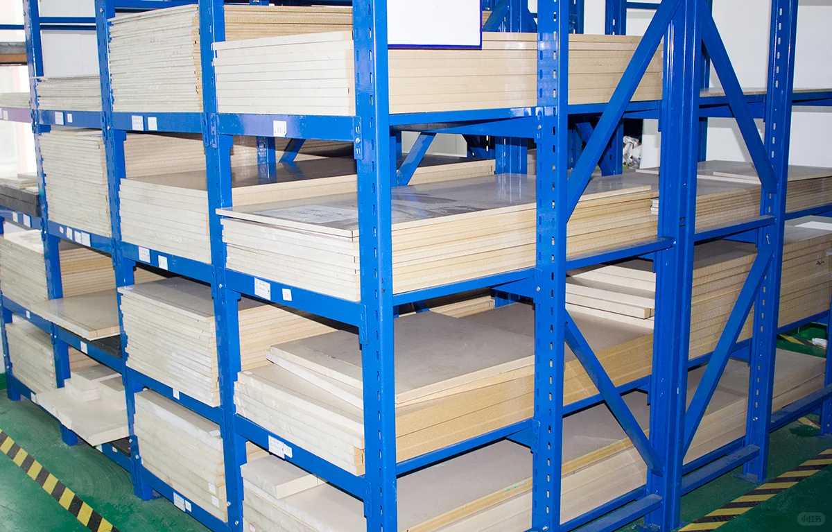 南京首塑公司成功挤出厚尺寸80mmPEEK板材