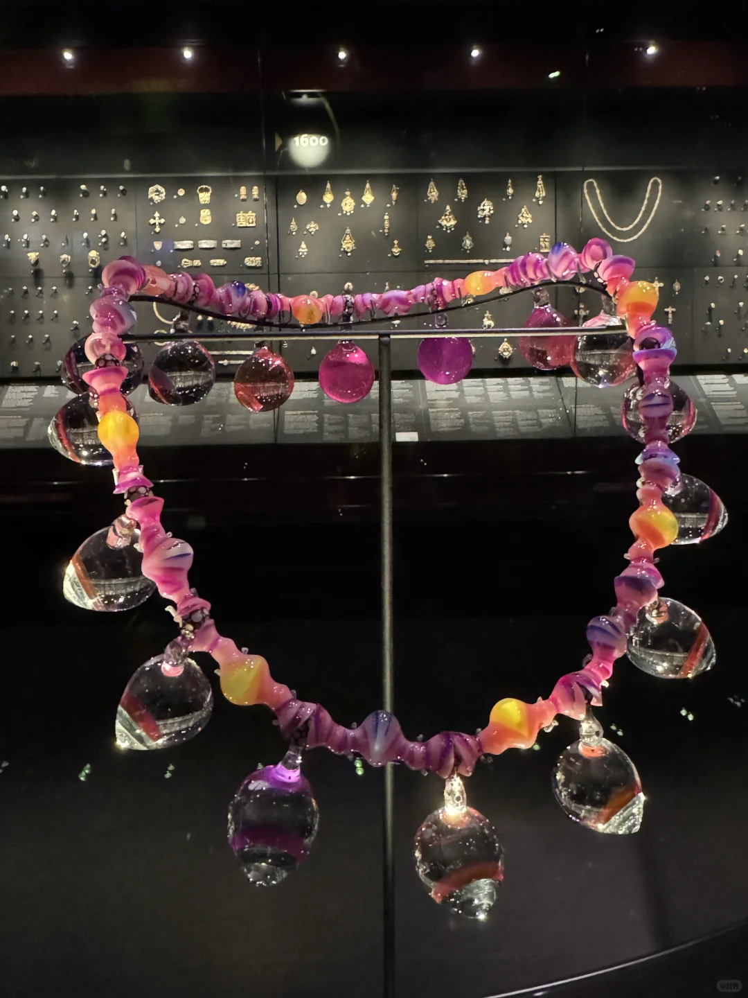 V&A博物馆请好好保管维多利亚女王的王冠