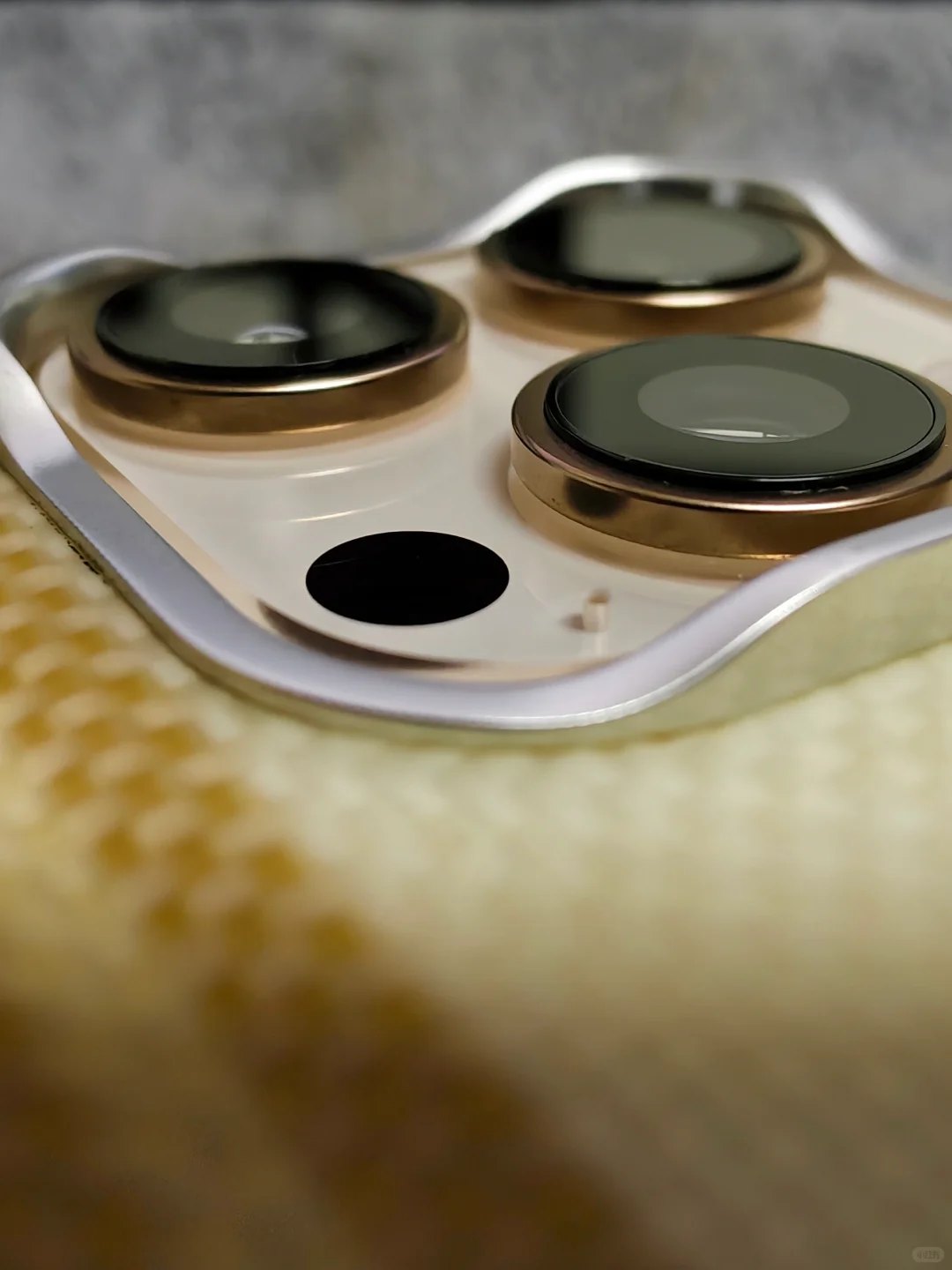 尼机美不美，不一定要看钛好嘛？