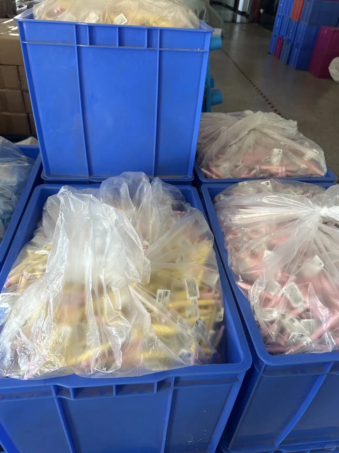 开学季的笔工厂-已疯?‍↔️