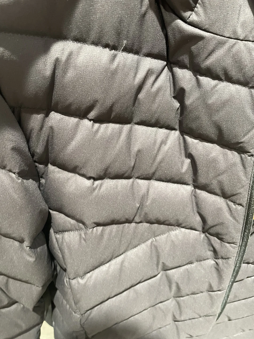 冬日氛围感户外穿搭|沙棘棕轻羽绒太好穿了