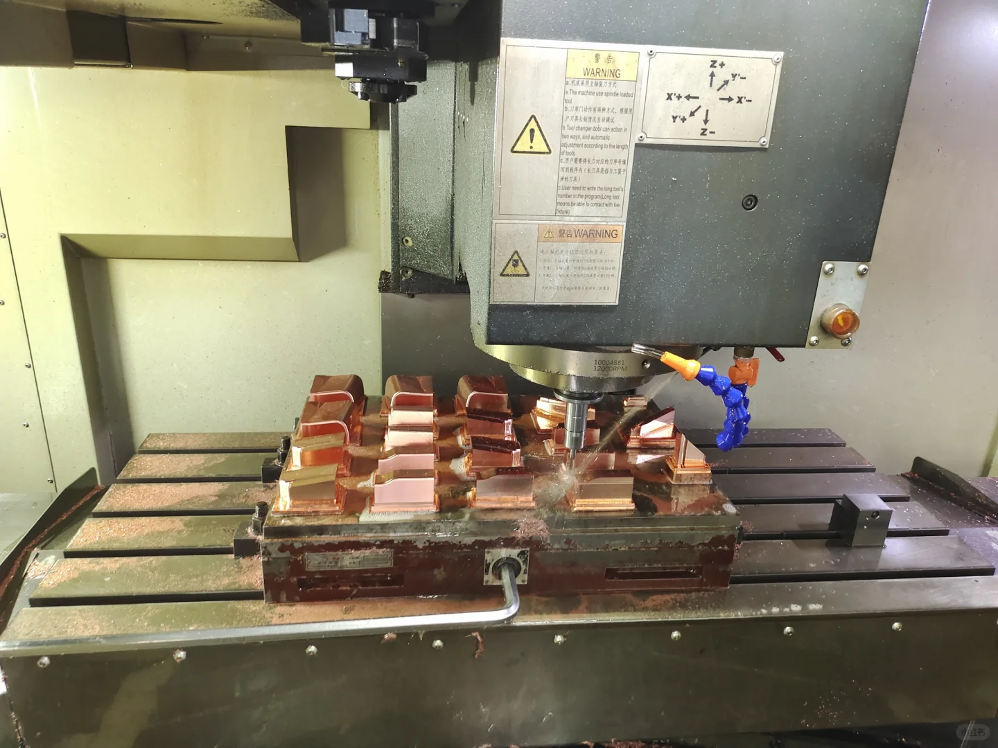 模具五金加工，磨床铣床CNC电极