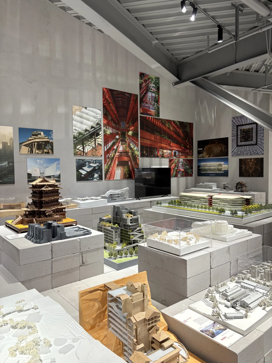 重庆新展｜一场关于空间和建筑的对话