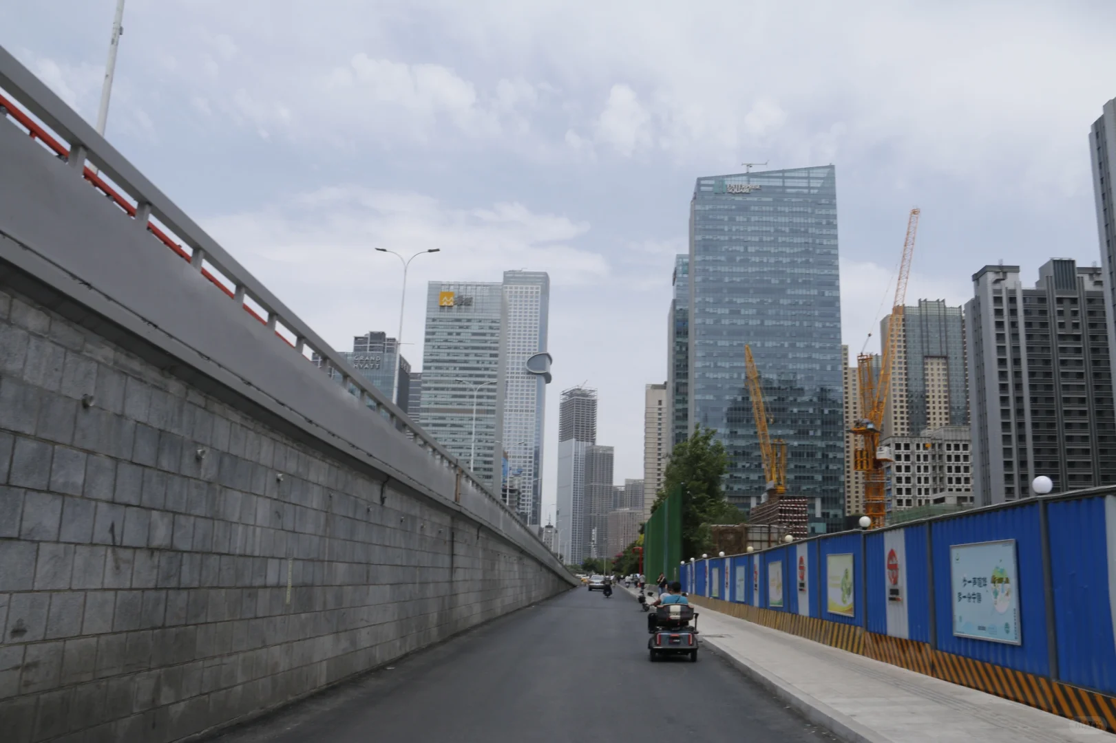 走遍中国——辽宁工业展览馆