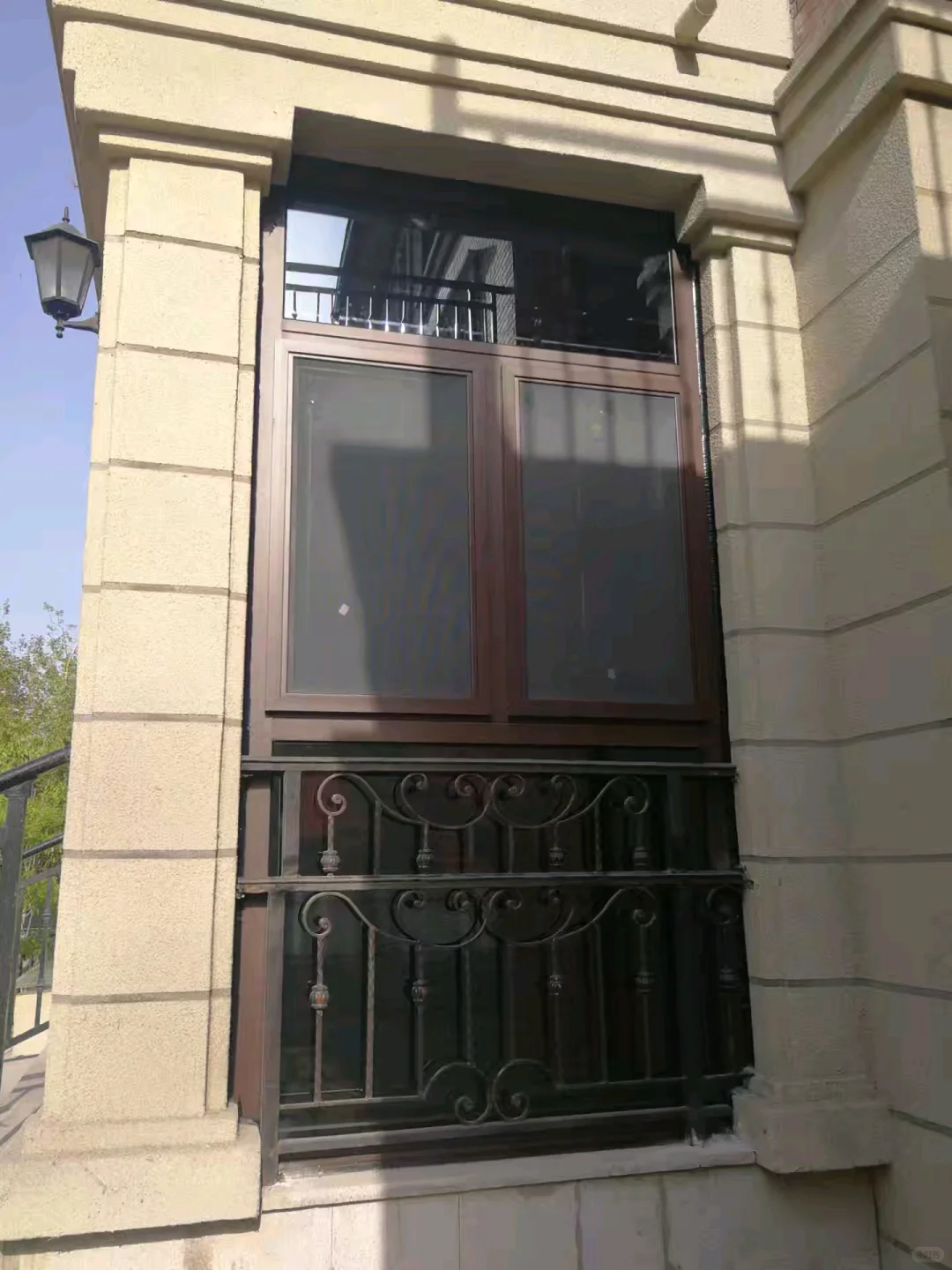 我家断桥铝大门安好了