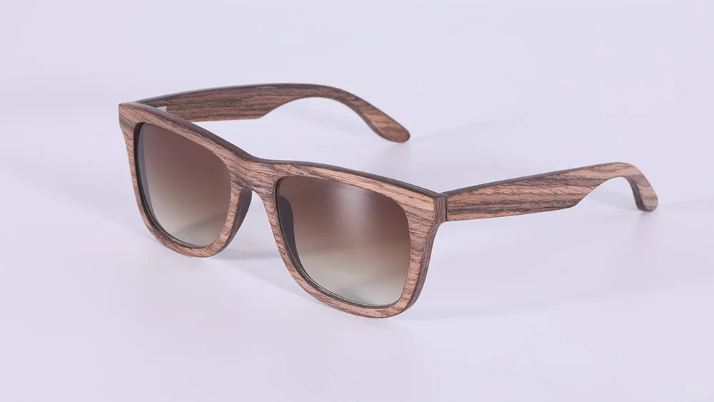 高端眼镜定制：变色镜片知识大科普