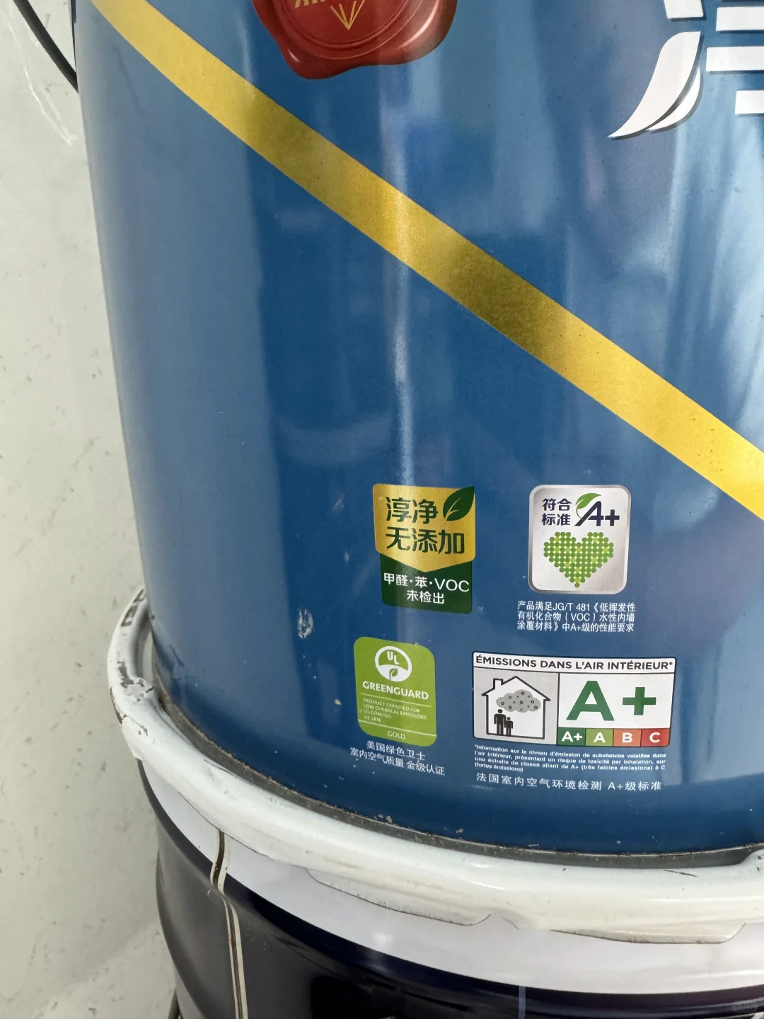 各位，滚涂这三款乳胶漆怎么选呢