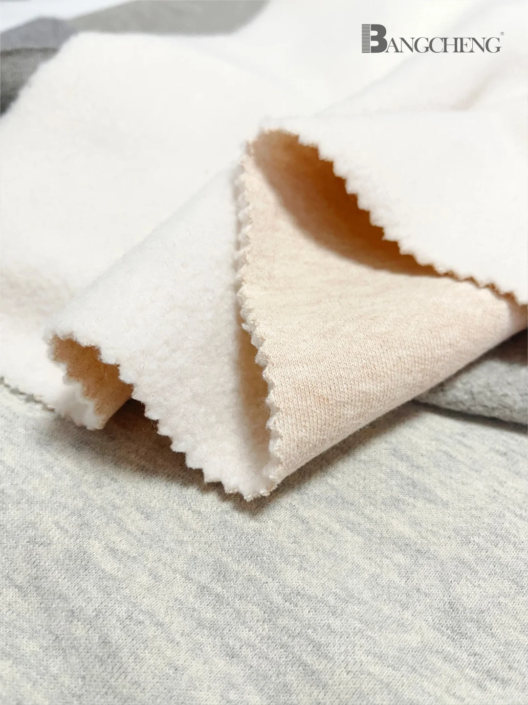 底和面都是彩纱的棉摇粒卫衣❗️秋冬复古暖绒