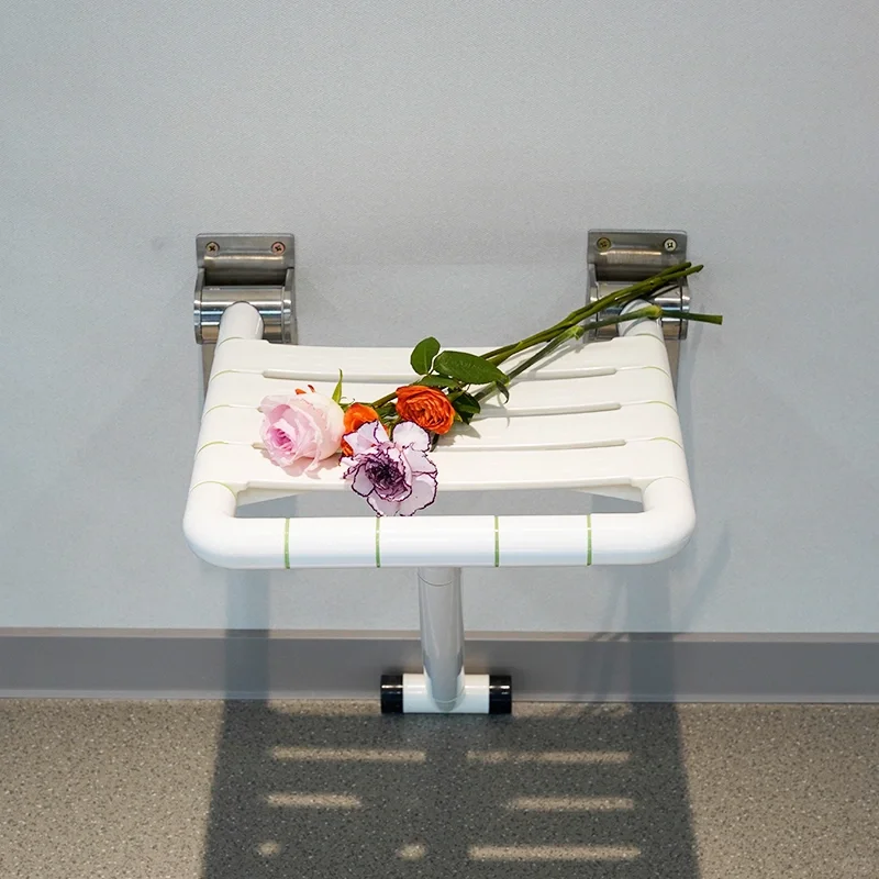 适老淋浴椅，老人洗澡稳稳坐，收放自如！