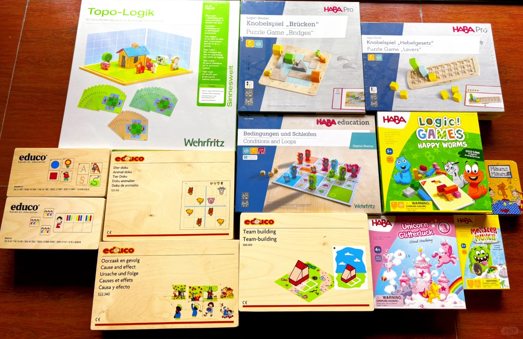 陆陆续续又补了一些益智玩具