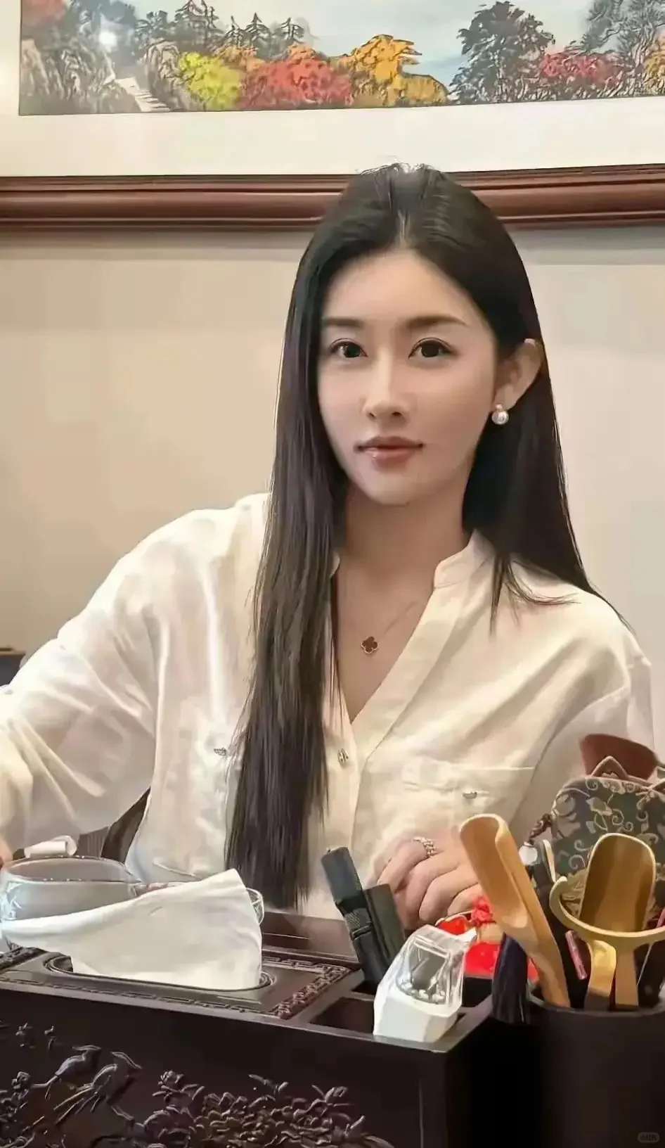 来客户公司喝茶交流合作