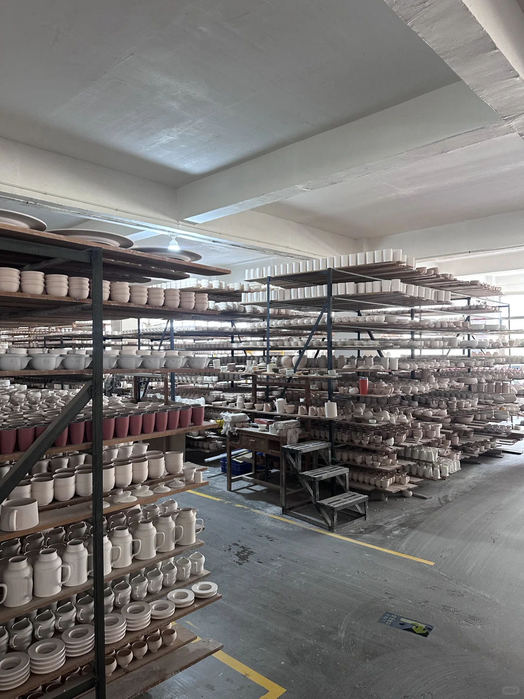 关于我在德化逛陶瓷工厂