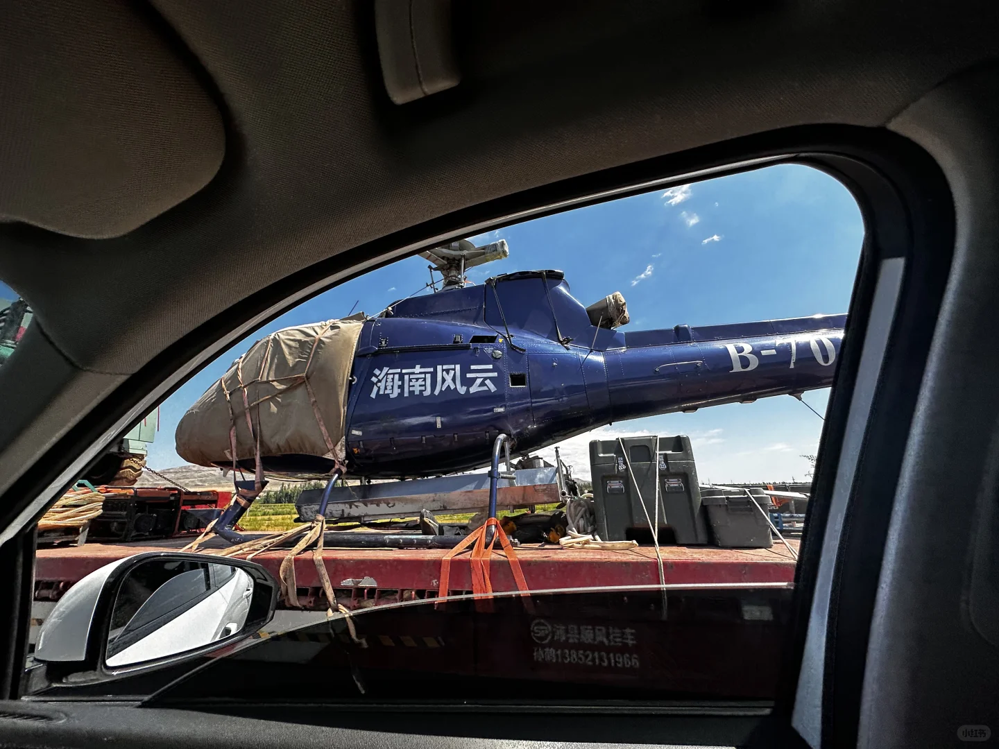 这个视角也太酷了！直升机