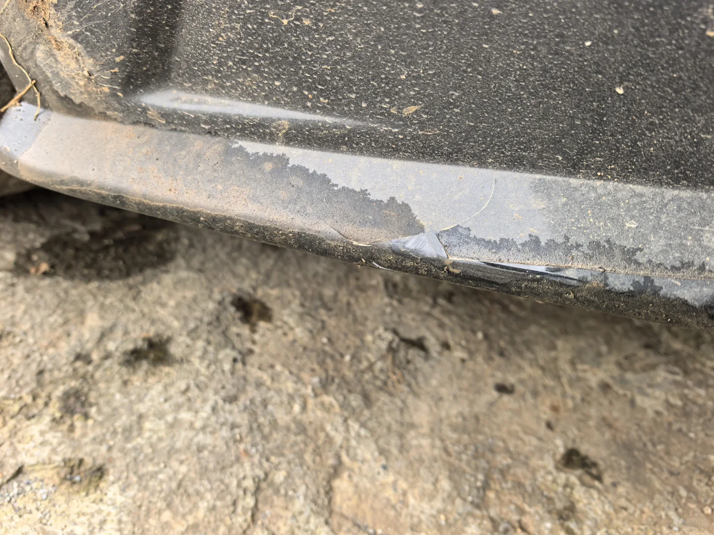 求助成都哪儿有修复车辆外观套件的地方？