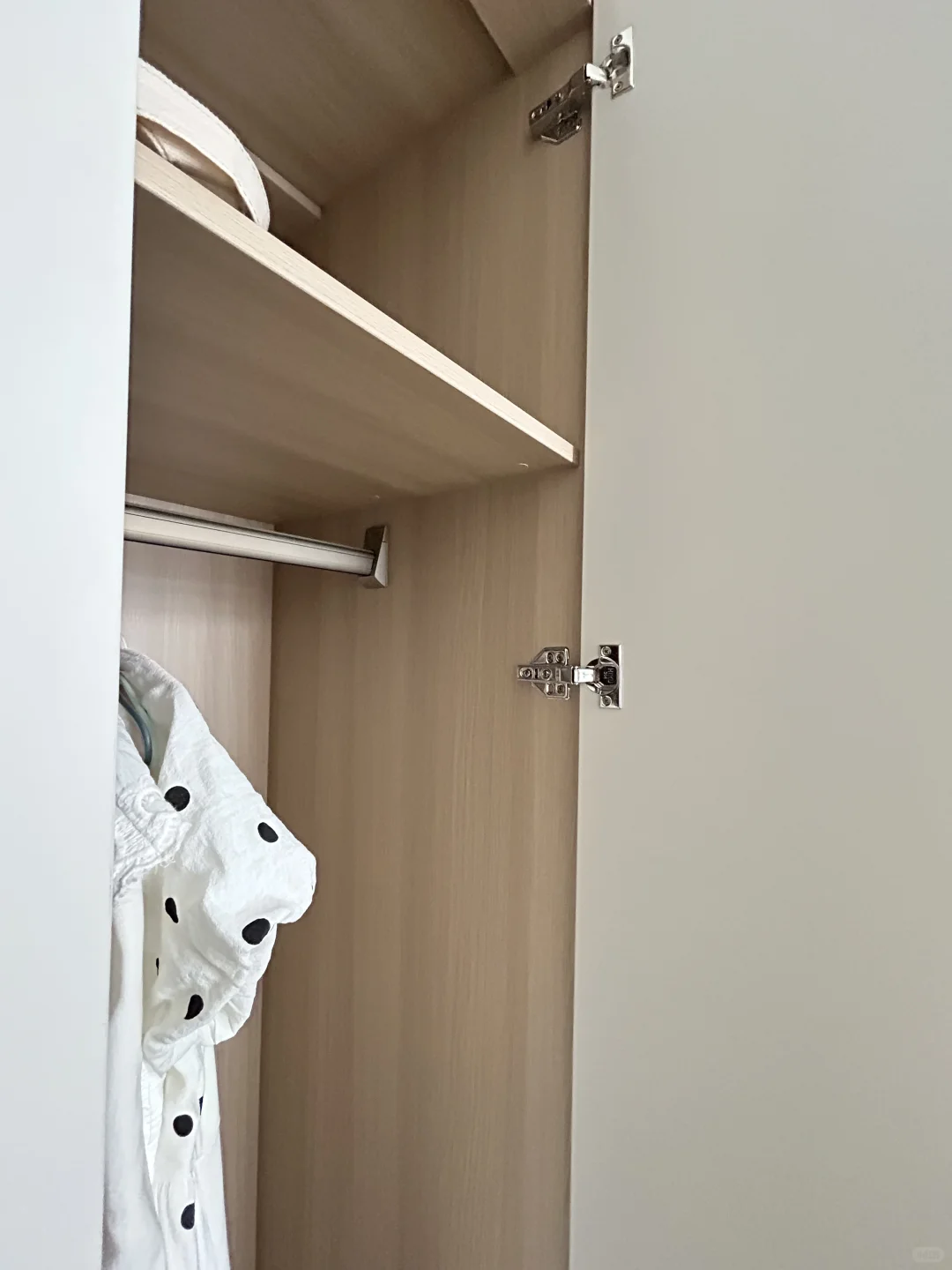 啊啊啊这个衣柜太爱了～