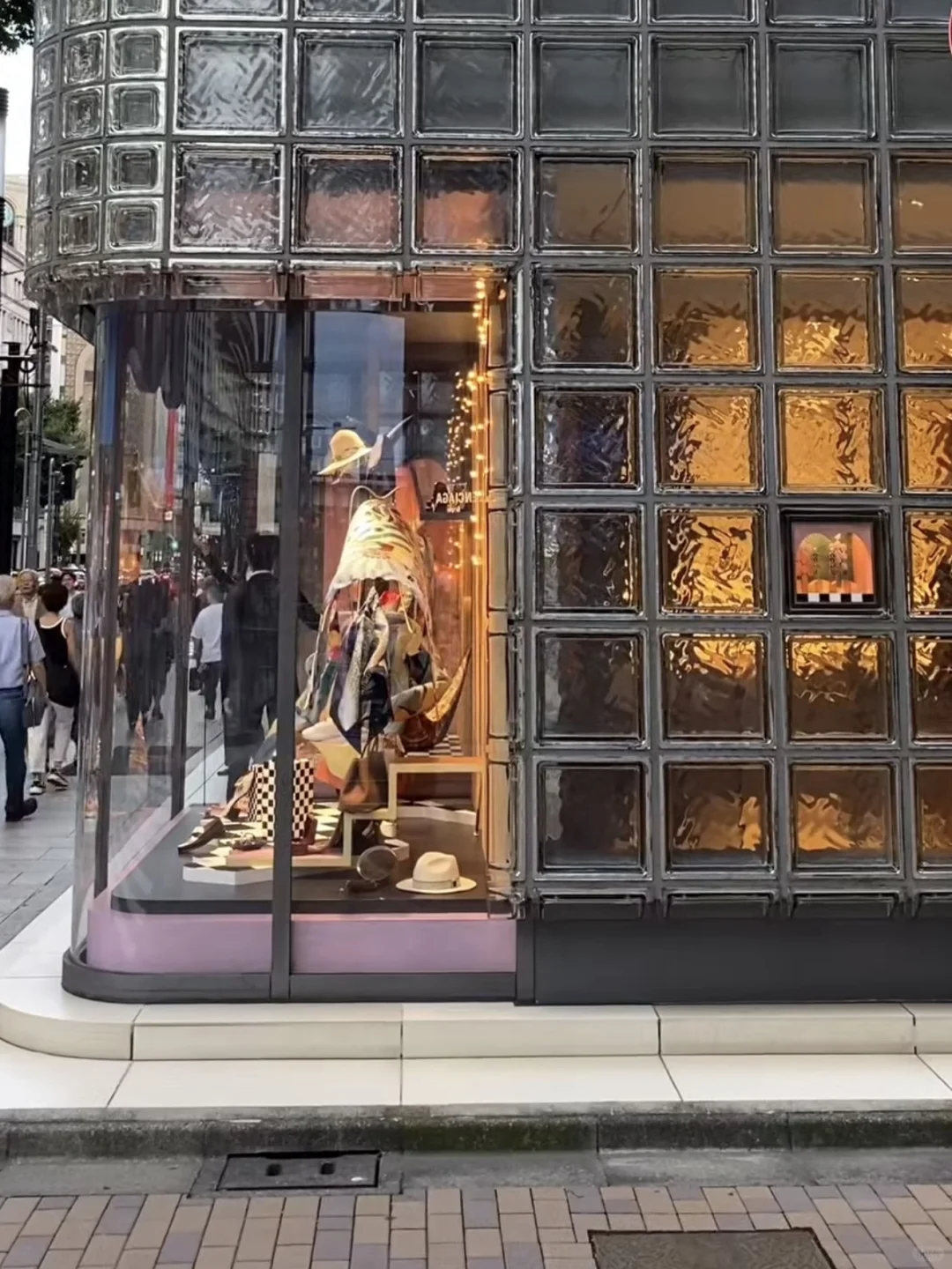 东京爱马仕建筑