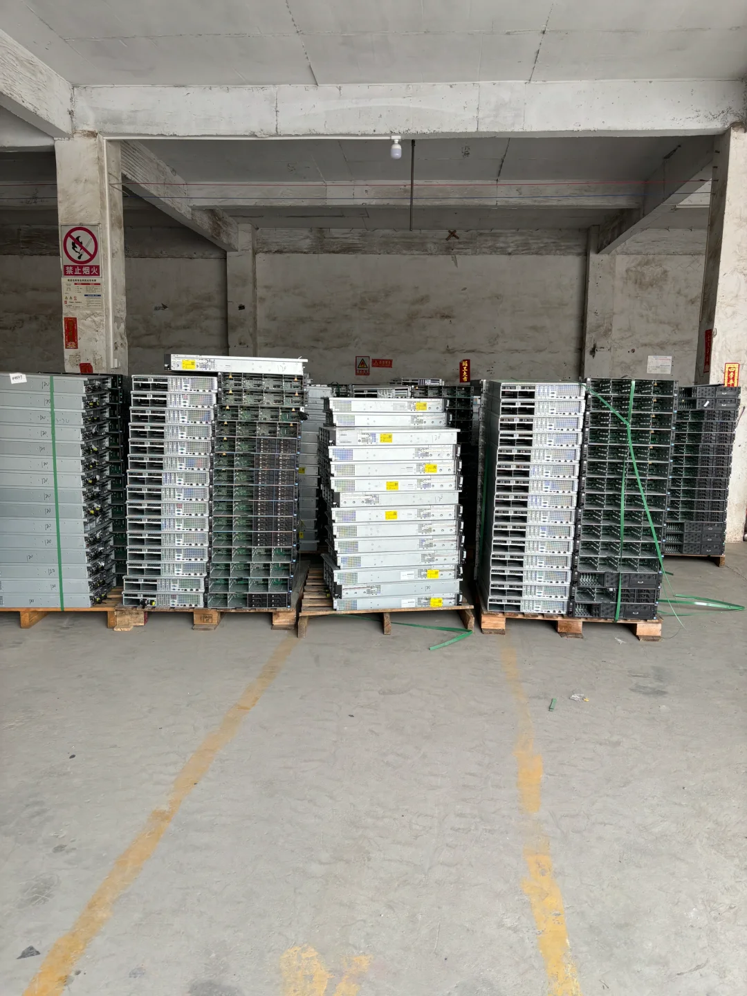 全国高价回收服务器、交换机、工作站等