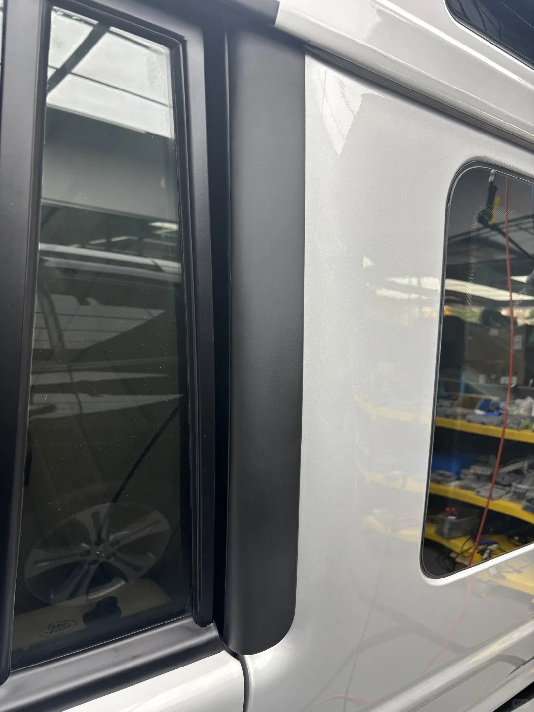 车外观塑料断裂