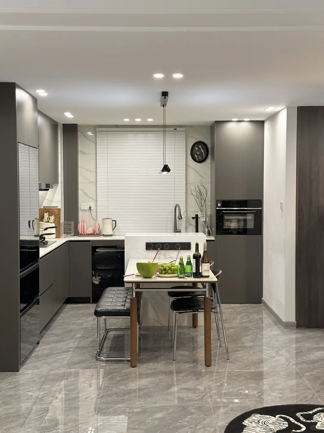 买不起大house 有个90平小家也挺幸福~