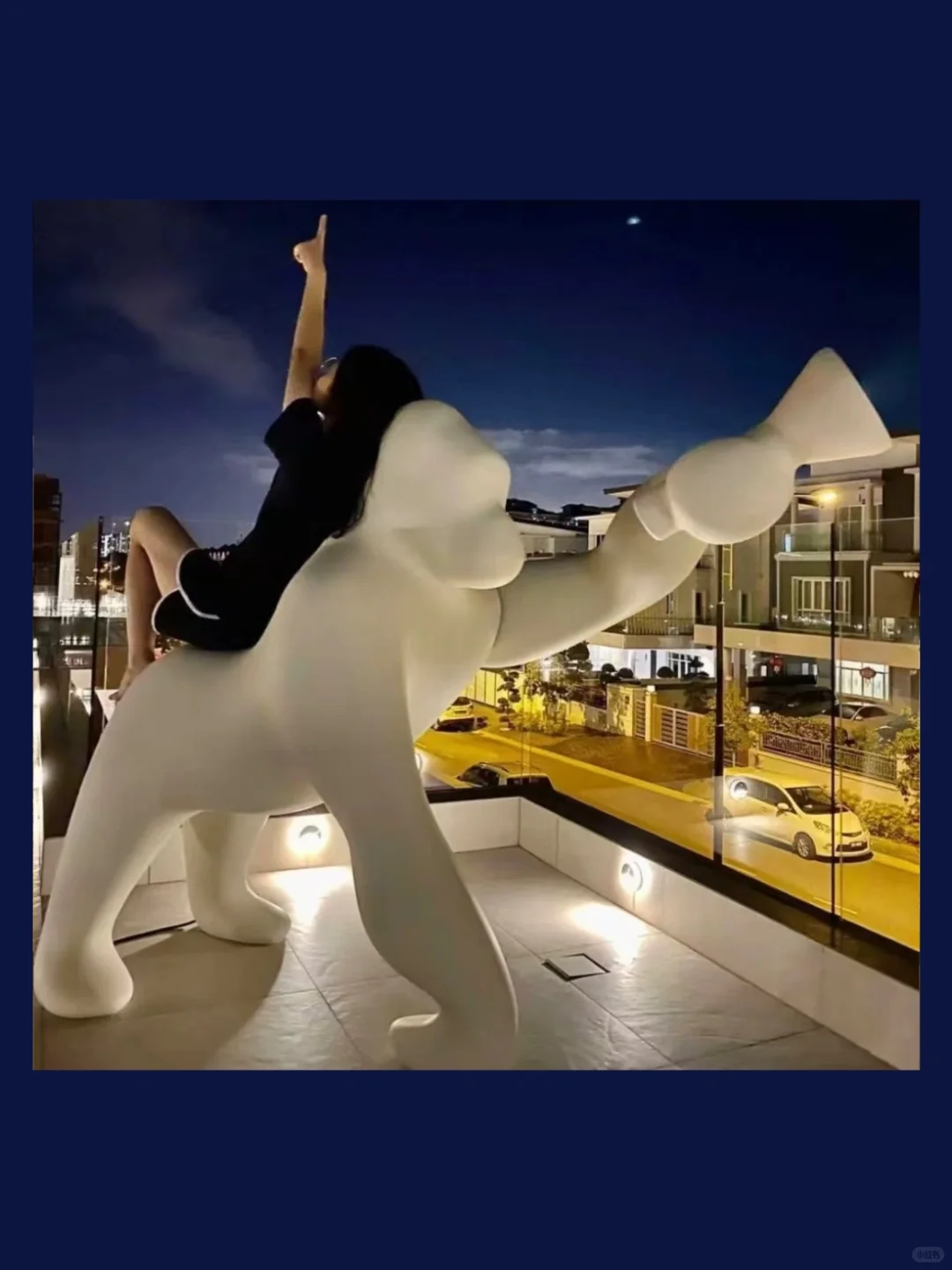 粉色限量款｜意大利Qeeboo超大猩猩落地灯