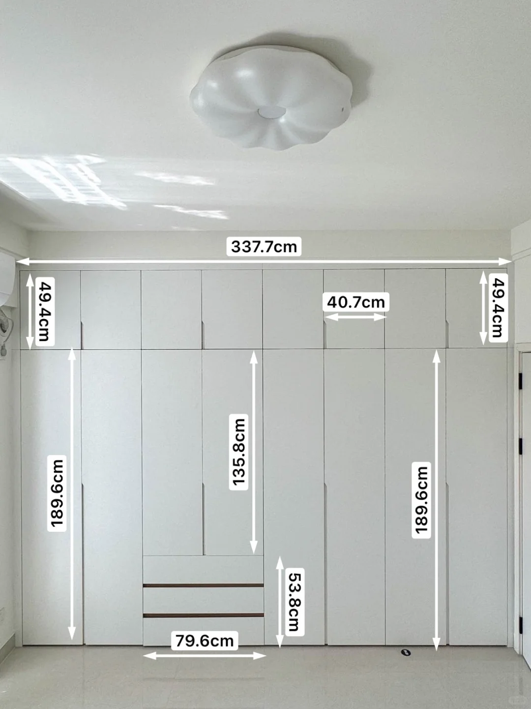 太爱我家治愈强迫症的床尾大衣柜了‼️