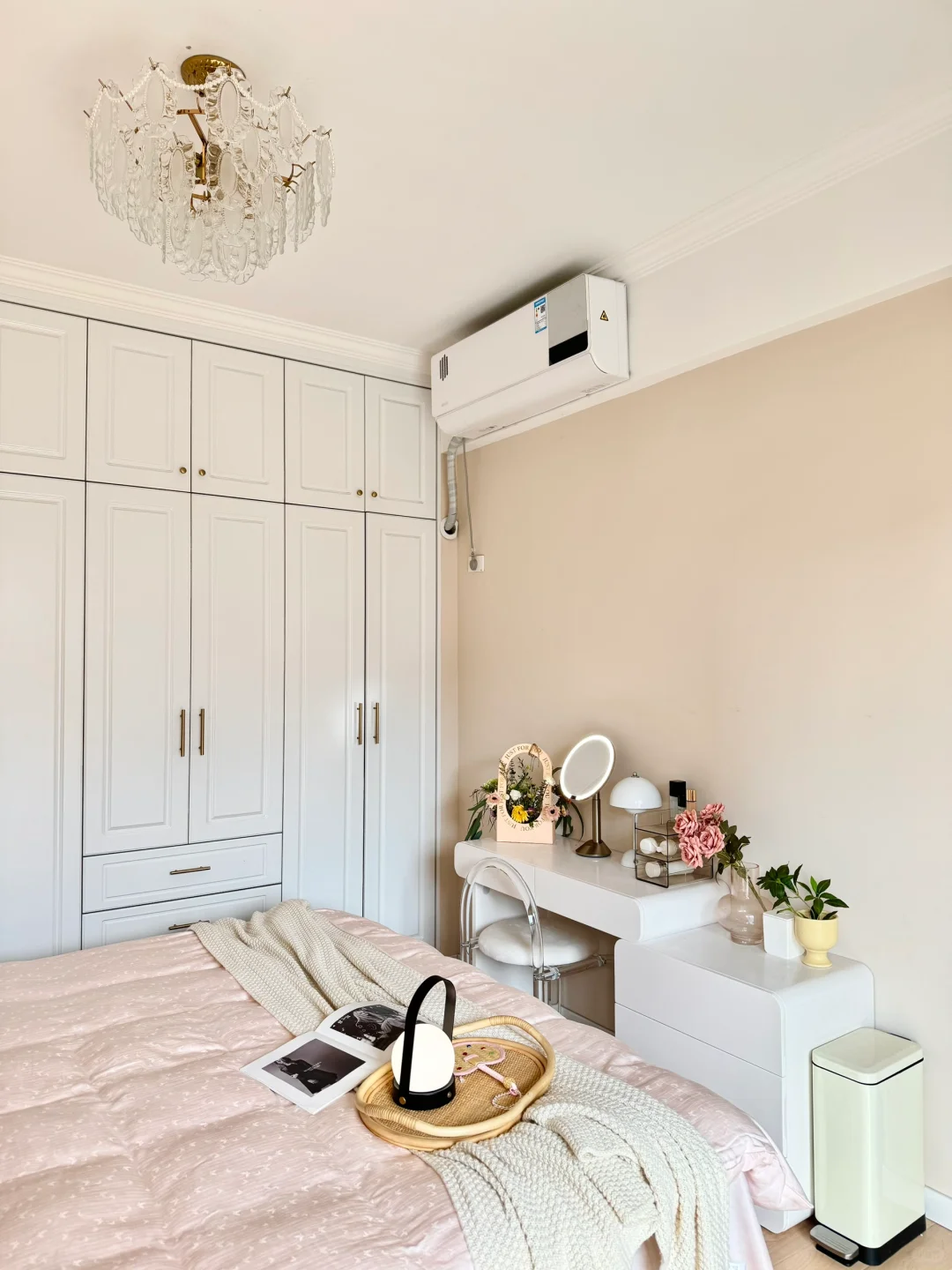 不听劝，打柜子坚决不要叠放区，全部做挂衣区