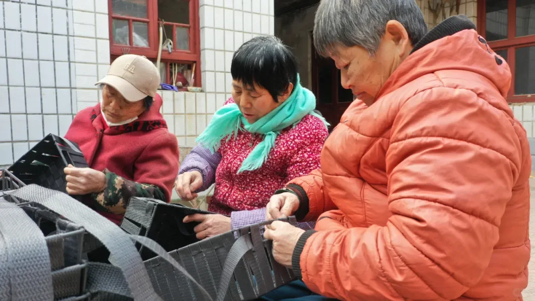 巧手编织“共富梦” “指尖经济”促增收