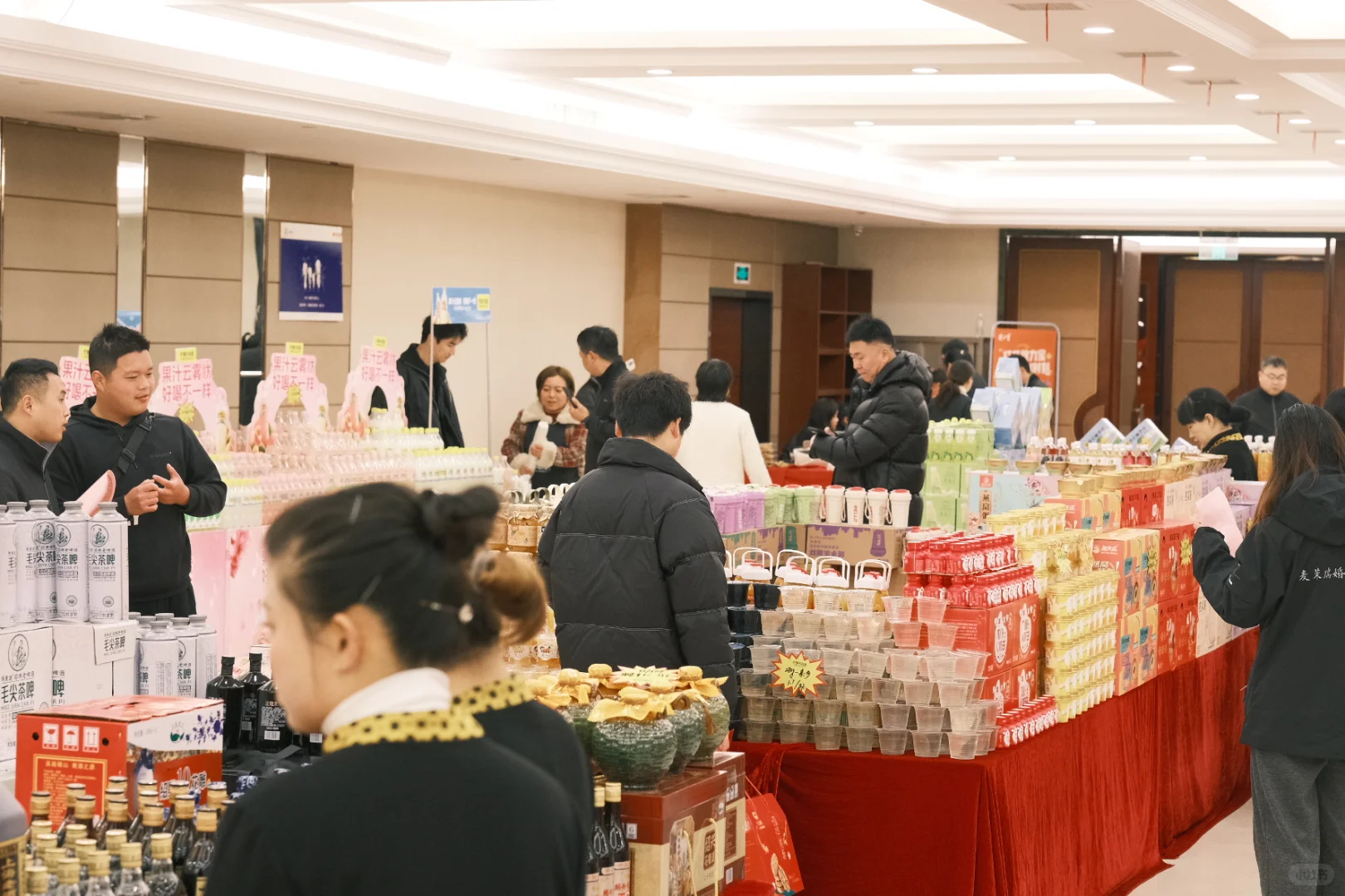 我在顶益2025春季订货会现场